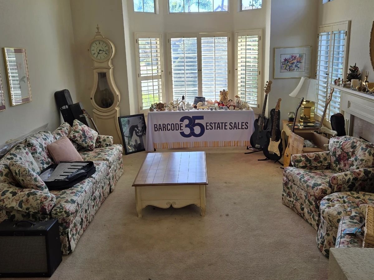Estate Sale in Laguna Hills: Antiques, Collectibles, Electronics & More – Barcode 35